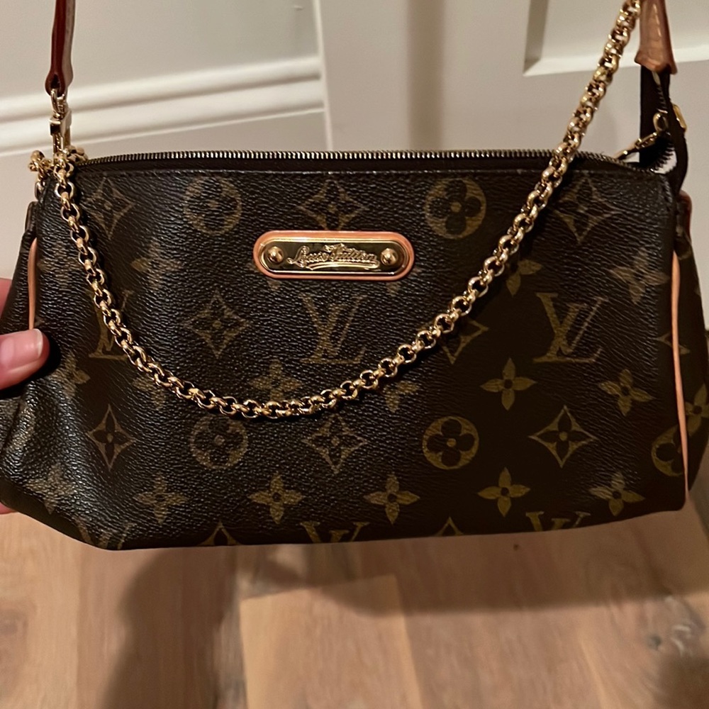 Louis Vuitton Monogram Brown Crossbody Bag with Gold Chain